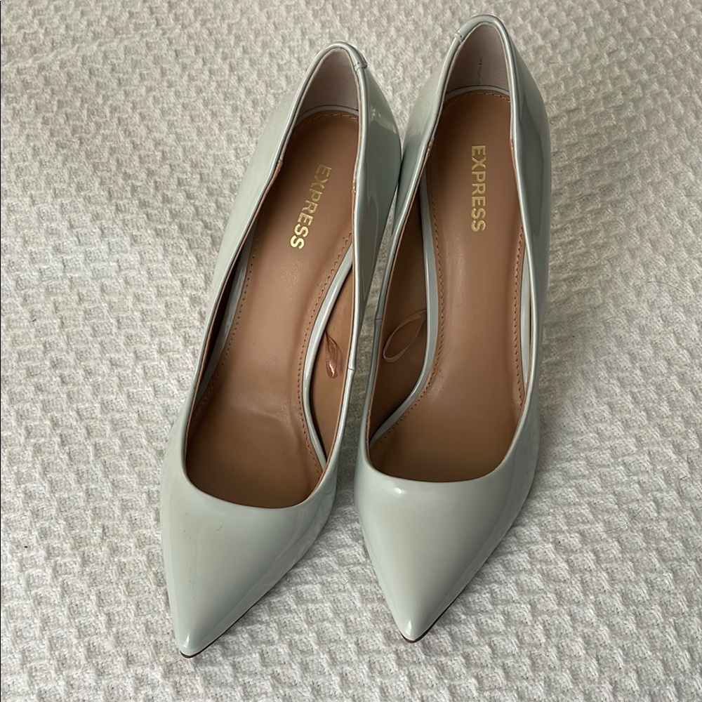 Express Women's Green Pumps Sz 8 GUC